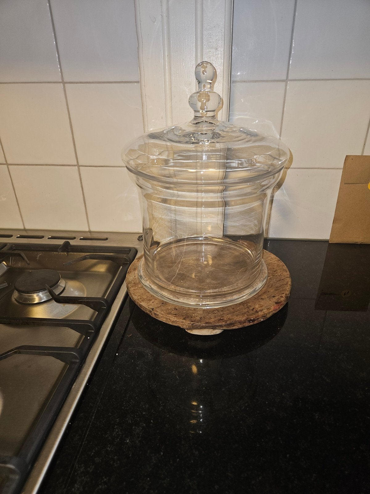 oude houten chapati plank met glazen pot, Ophalen of Verzenden, Zo goed als nieuw