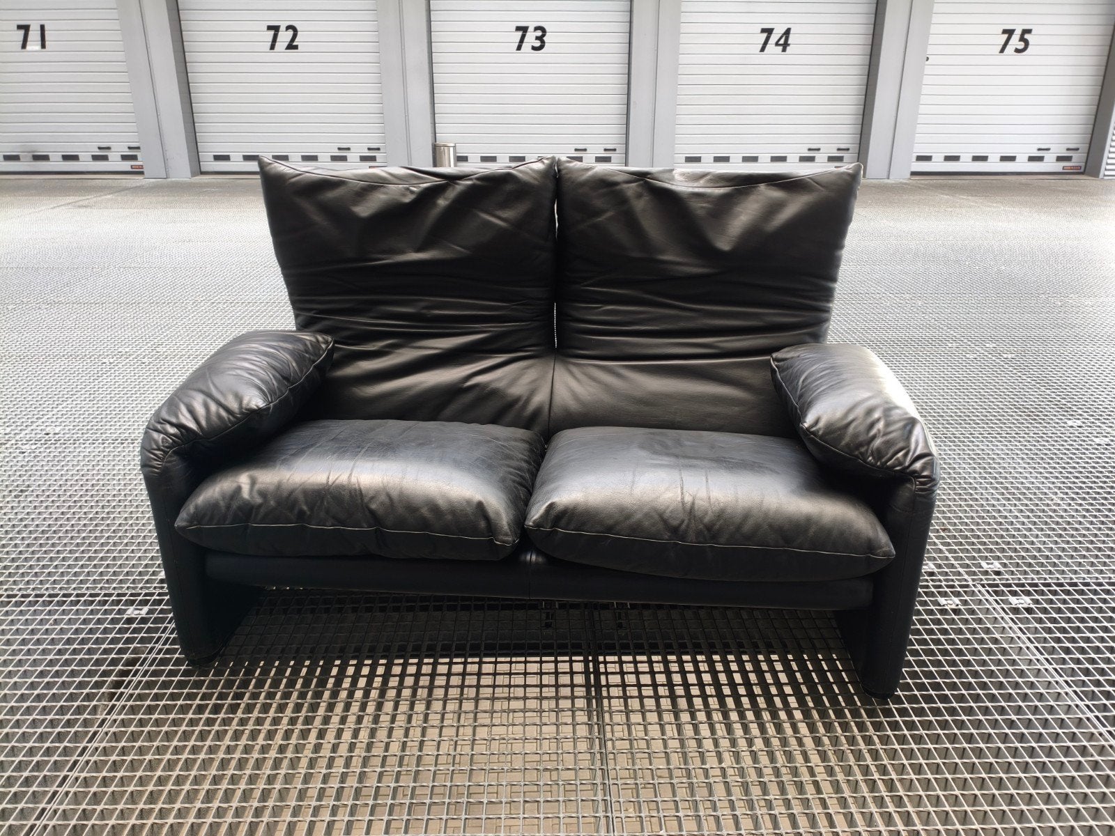 Cassina Maralunga 2-zits bank - Zwart leer, Gebruikt, 150 tot 200 cm, Tweepersoons, Ophalen of Verzenden
