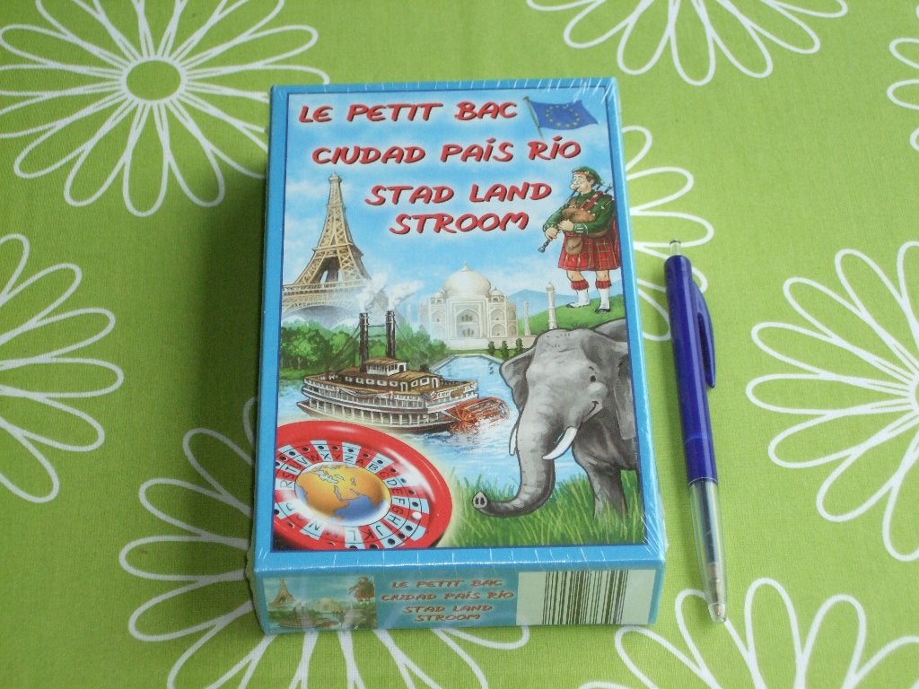 Nieuw in seal: Stad Land Stroom (soort Pim Pam Pet), Hobby en Vrije tijd, Gezelschapsspellen | Overige, Vijf spelers of meer, Ophalen of Verzenden