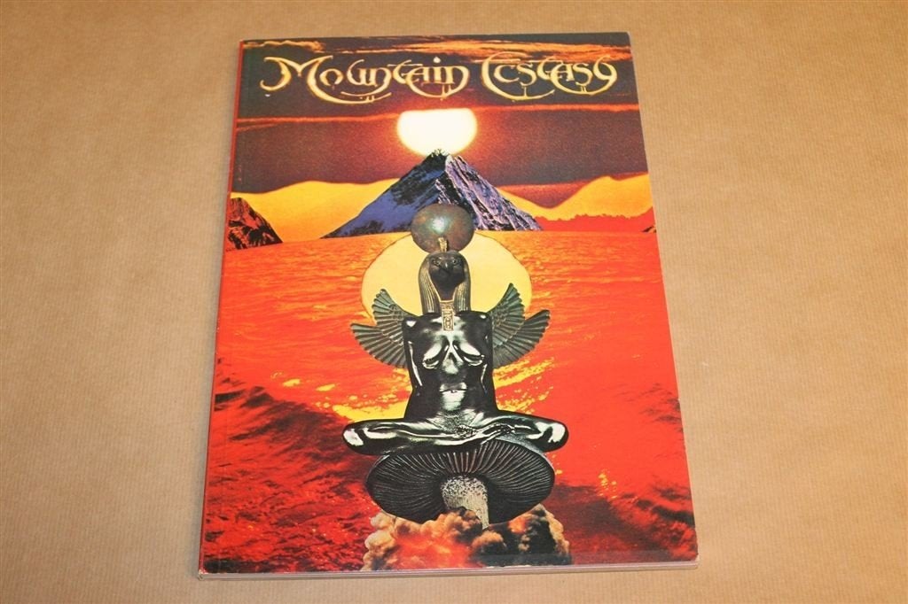 Mountain Ecstasy — Erotische Tantra Collages & Poëzie, Ophalen of Verzenden, Zo goed als nieuw