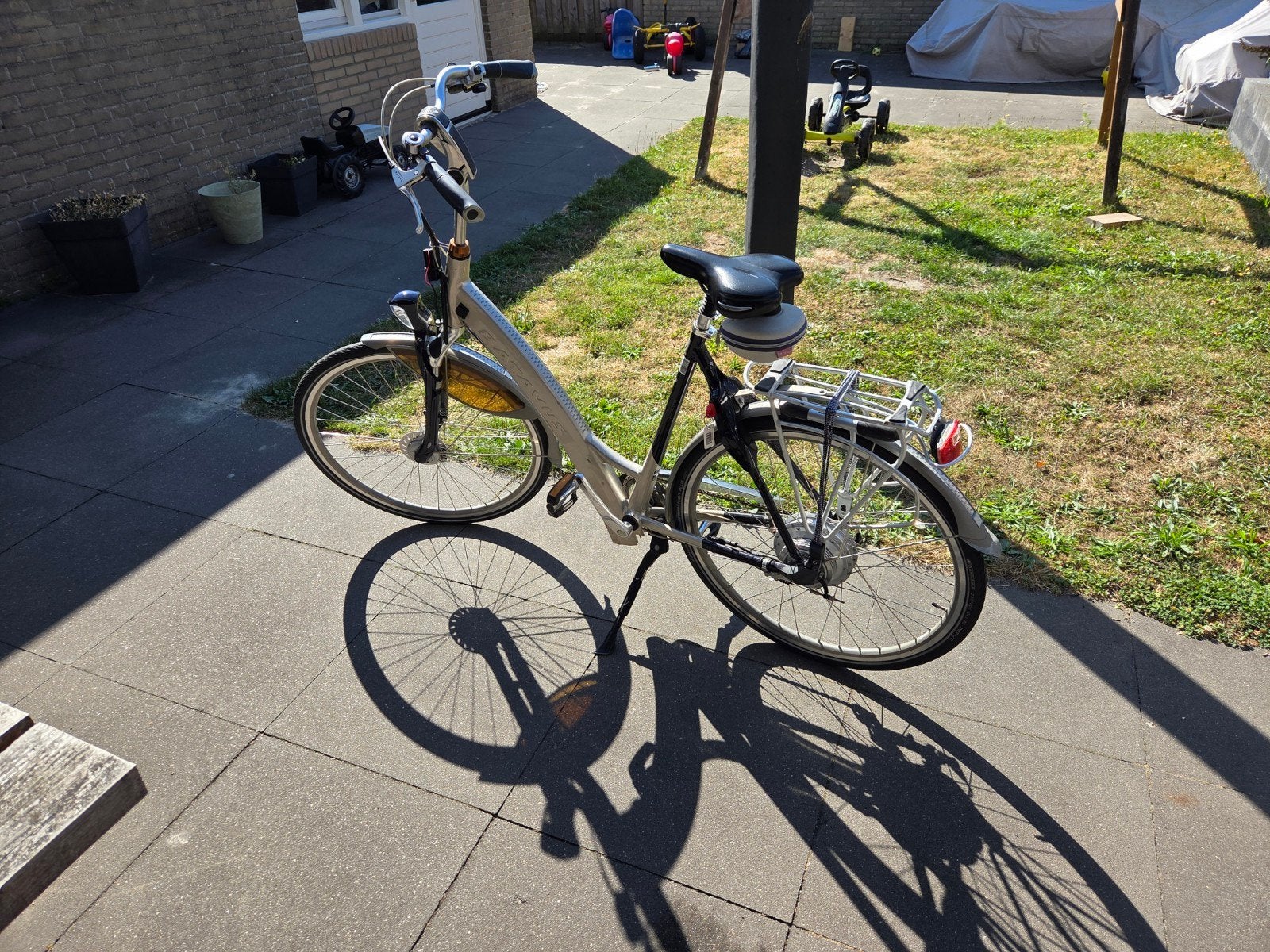 Batavus damesfiets, ex elektrisch, Ophalen, Gebruikt, Versnellingen, Batavus