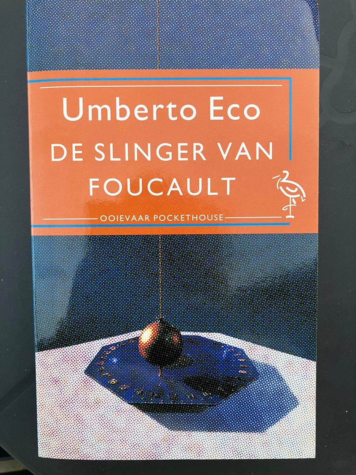 Umberto Eco - De Slinger van Foucault (Pocket), Ophalen of Verzenden, Gelezen, Nederland