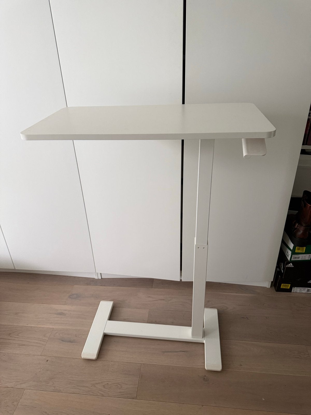 IKEA BOLLSIDAN bijzettafel, wit, verstelbaar, Zo goed als nieuw, 60 cm of meer, Rechthoekig, Hout