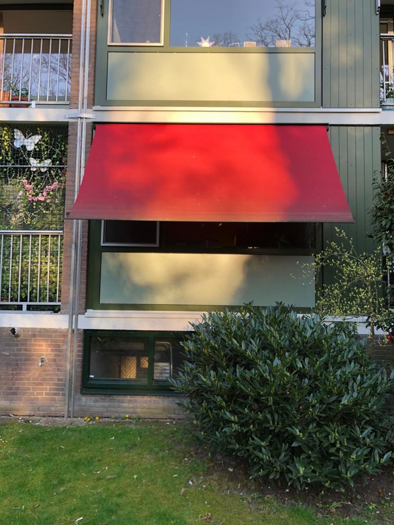 Uitvalscherm nieuw in de verpakking, Ophalen, 150 tot 300 cm, 250 cm tot 450 cm, Uitvalscherm