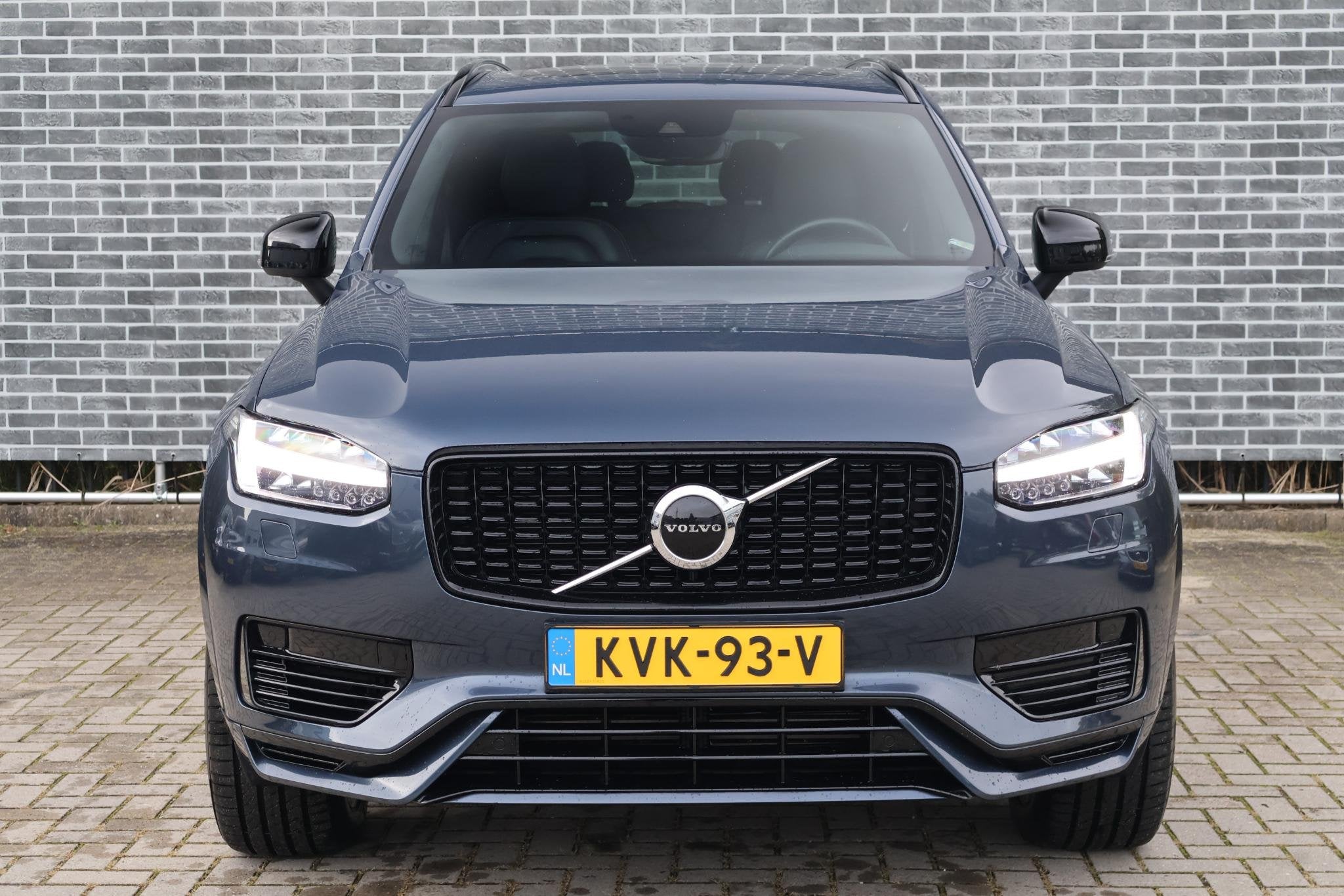 Volvo XC90 2.0 T8 Recharge AWD R-Design | Plug-in Hybrid (PH, Stof, Gebruikt, 4 cilinders, Blauw