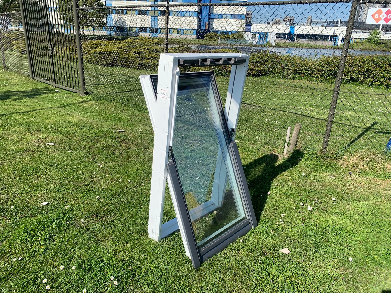 2x GGU MK08 KUNSTSTOF VELUX DAKRAAM 78x140 Met rolgordijn, Ophalen, Minder dan 80 cm, 80 tot 120 cm, Zo goed als nieuw