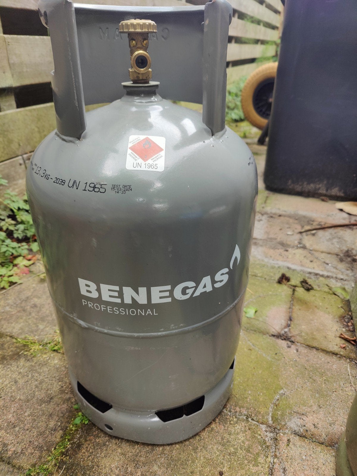 gasfles benegas leeg geldig tot 2039, Ophalen, Zo goed als nieuw, Benegas