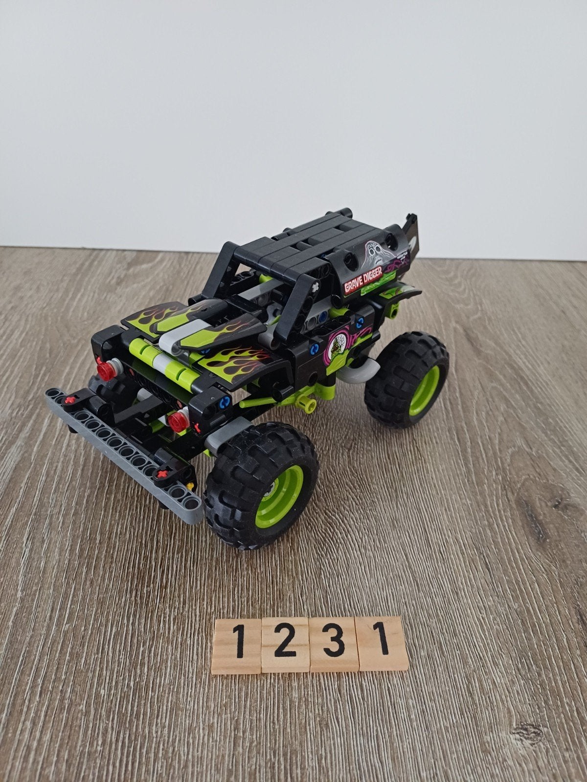 Lego Techinc Grave Digger 42118, Kinderen en Baby's, Ophalen of Verzenden, Gebruikt