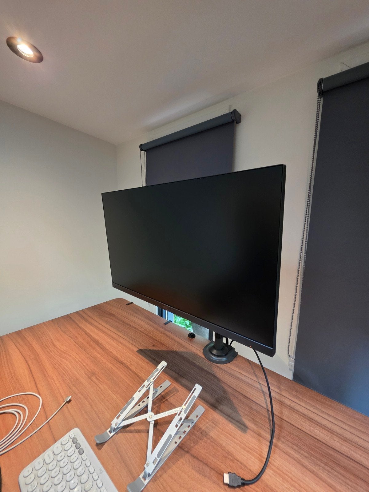 AOC 27" 1440p monitor (with monitor arm), Ophalen, Zo goed als nieuw, Quad HD (2K), HDMI