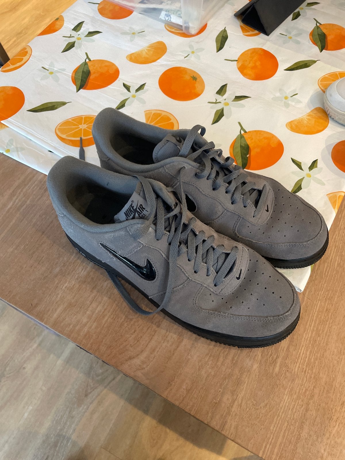Nike Air Force 1 - Maat 46, Kleding | Heren, Ophalen of Verzenden, Gedragen, Overige kleuren, Sneakers of Gympen