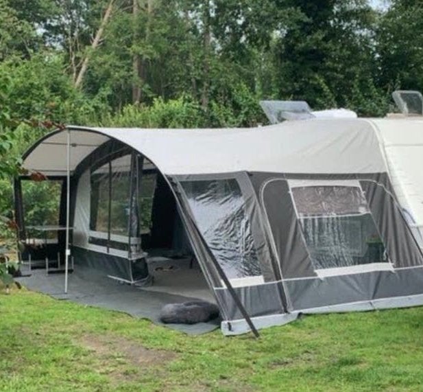 Dorema Grande Octavia voortent met luifel omloop 1000-1025, Caravans en Kamperen, Ophalen, Zo goed als nieuw