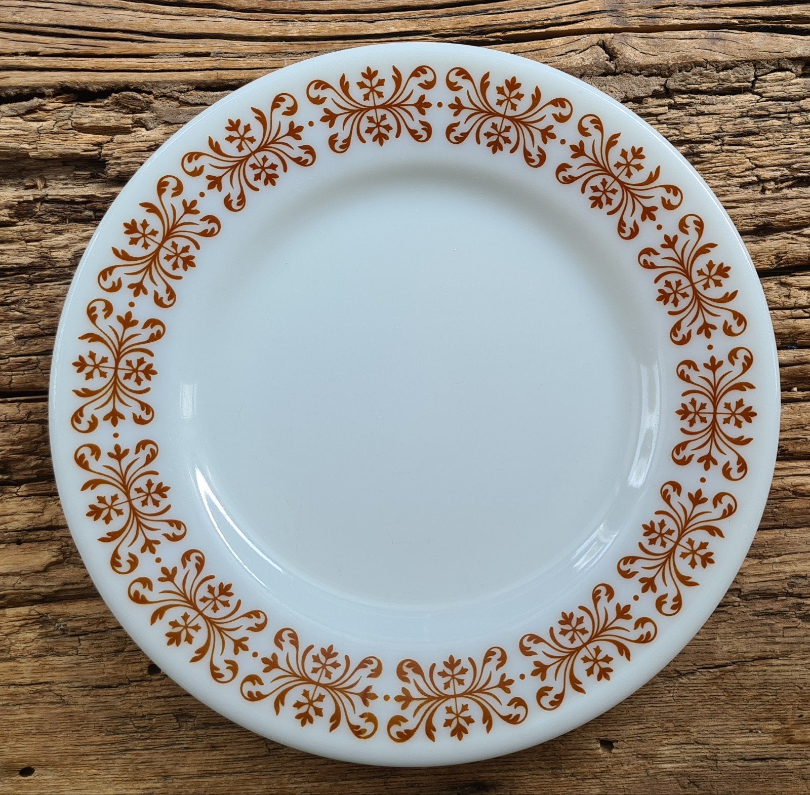 Pyrex Tableware bord met bruin decor, vintage, Gebruikt, Overige merken, Vintage, Ophalen of Verzenden