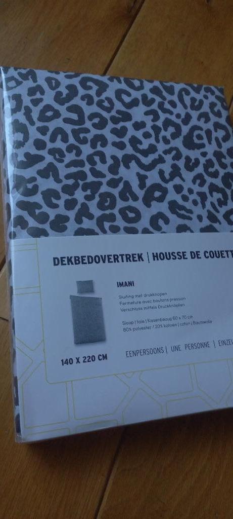 Dekbedovertrek 140 x 220 cm - nieuw, Huis en Inrichting, Slaapkamer | Beddengoed, Eenpersoons, Dekbedovertrek, Nieuw, Ophalen of Verzenden