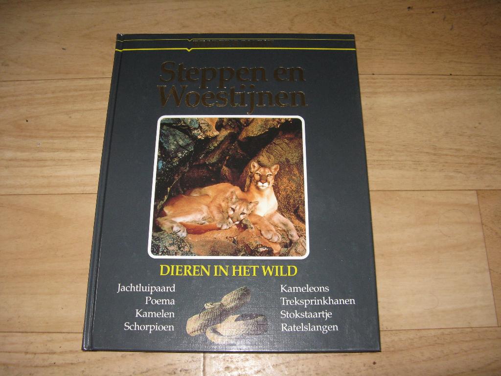 Steppen en woestijnen, Ophalen of Verzenden, Gelezen, Natuur algemeen