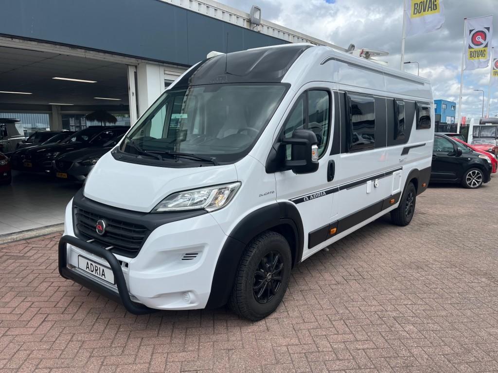 Adria Twin 640 SLB Plus Enkele Bedden 2x Airco  Luifel Fiets, Caravans en Kamperen, Campers, Buscamper of Camperbus, Adria Mobil d.o.o.