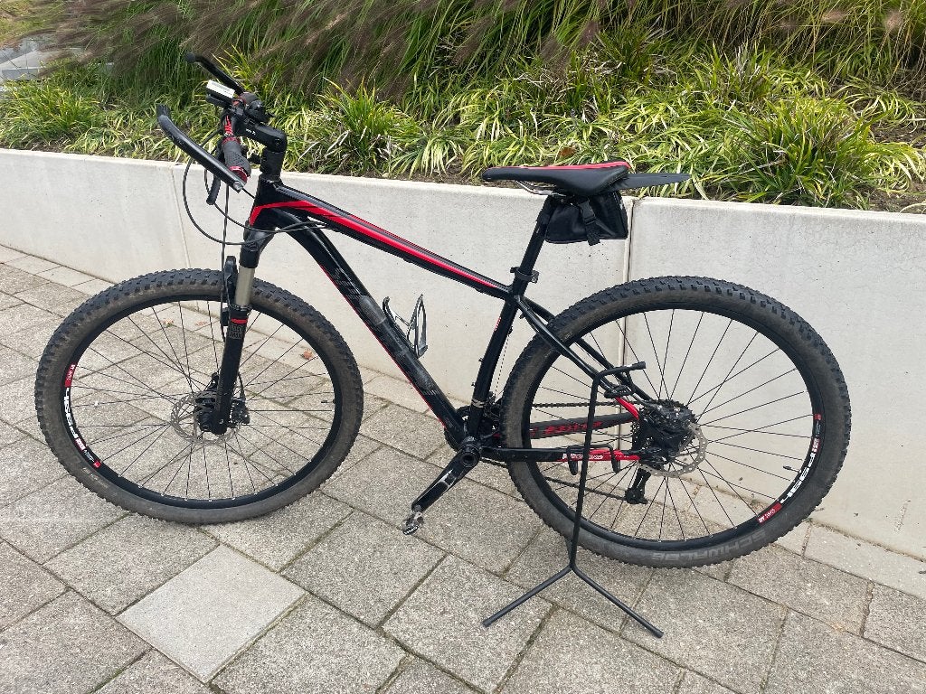 Mountainbike Specialized Stump Jumper, Fietsen en Brommers, Fietsen | Mountainbikes en ATB, Gebruikt, Hardtail, Heren, Schijfrem
