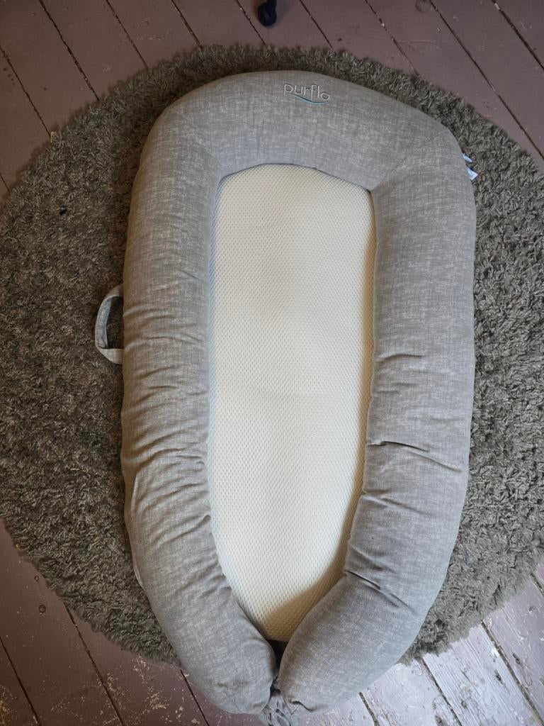 Purflo Babynest - Groot, Veilig en Comfortabel, Kinderen en Baby's, Babywiegjes en Ledikanten, Ophalen, Zo goed als nieuw, Overige typen