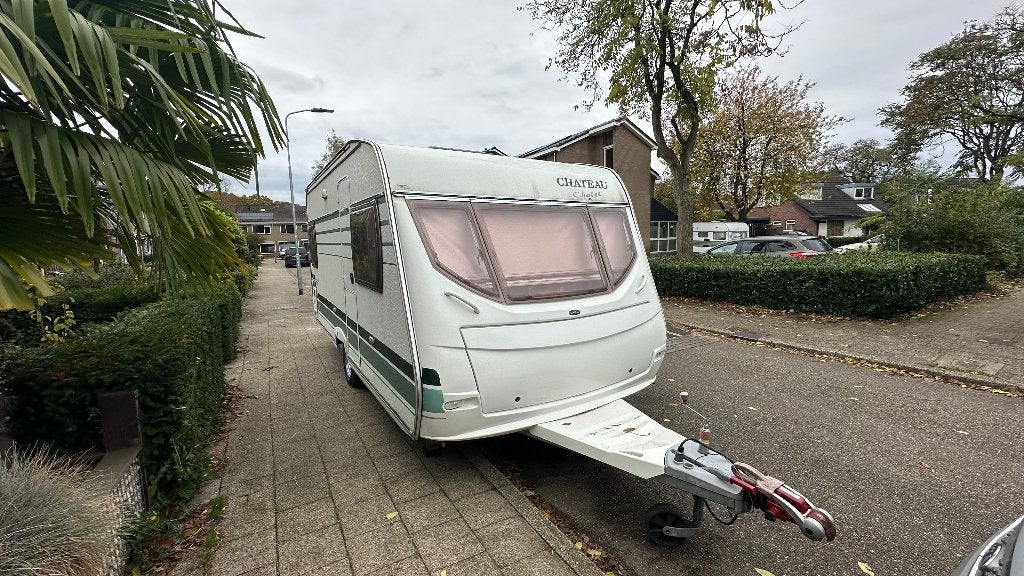 Chateau C 450 2005 mover, split-airco en complete voortent, Chateau, Rondzit, Tot en met 2, Bedrijf