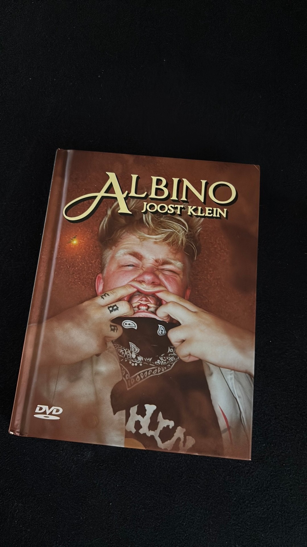 Joost Klein - Albino (zeldzaam), Boeken, Ophalen of Verzenden, Zo goed als nieuw, Joost Klein, Mode algemeen