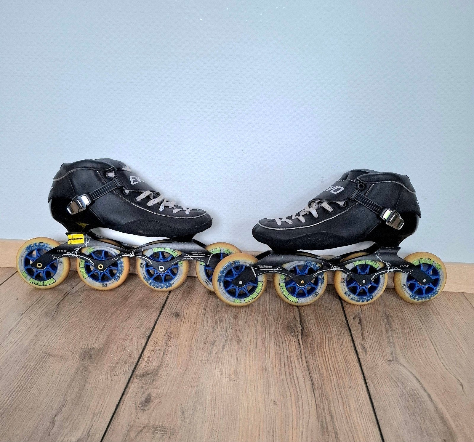 Evo Adore skeelers maat 44, Sport en Fitness, Skeelers, Ophalen of Verzenden, Inline skates 4 wielen
