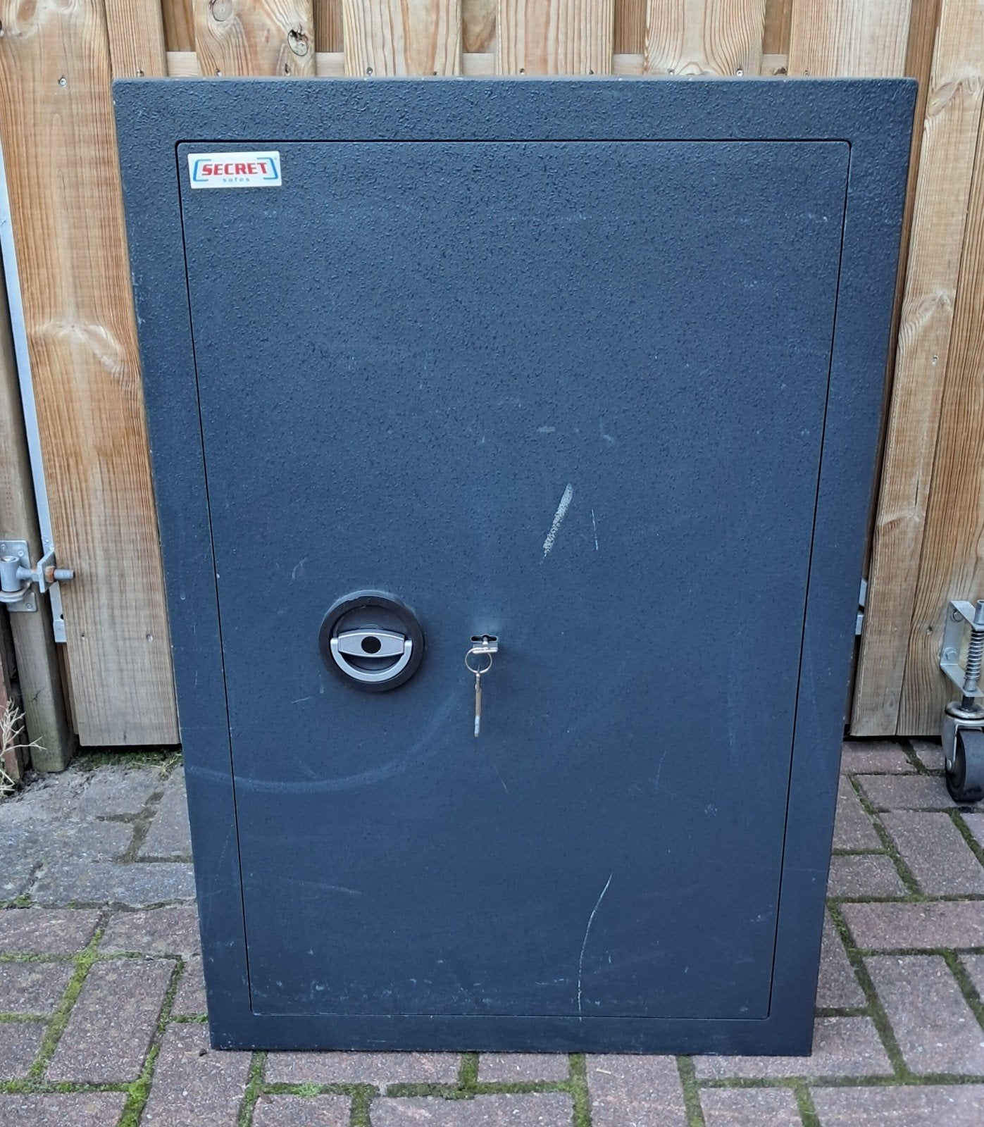 Inbraakwerende Kluis / Brandkast - SECRET SAFES, Huis en Inrichting, Brandblussers en Brandkasten, Ophalen, Zo goed als nieuw
