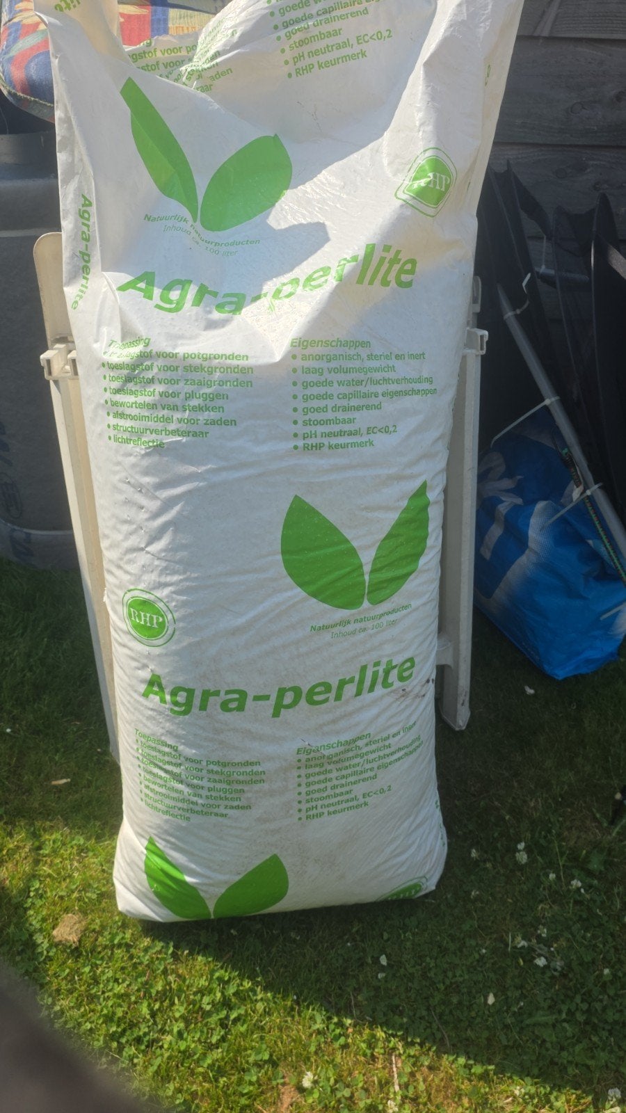 Perliet 100 ltr, Tuin en Terras, Aarde en Mest, Ophalen