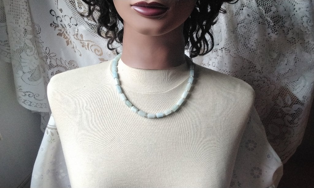 Prachtige Ketting Natuurlijk Aquamarijn Parel Zilveren Slot, Blauw, Nieuw, Ophalen of Verzenden, Steen of Mineraal