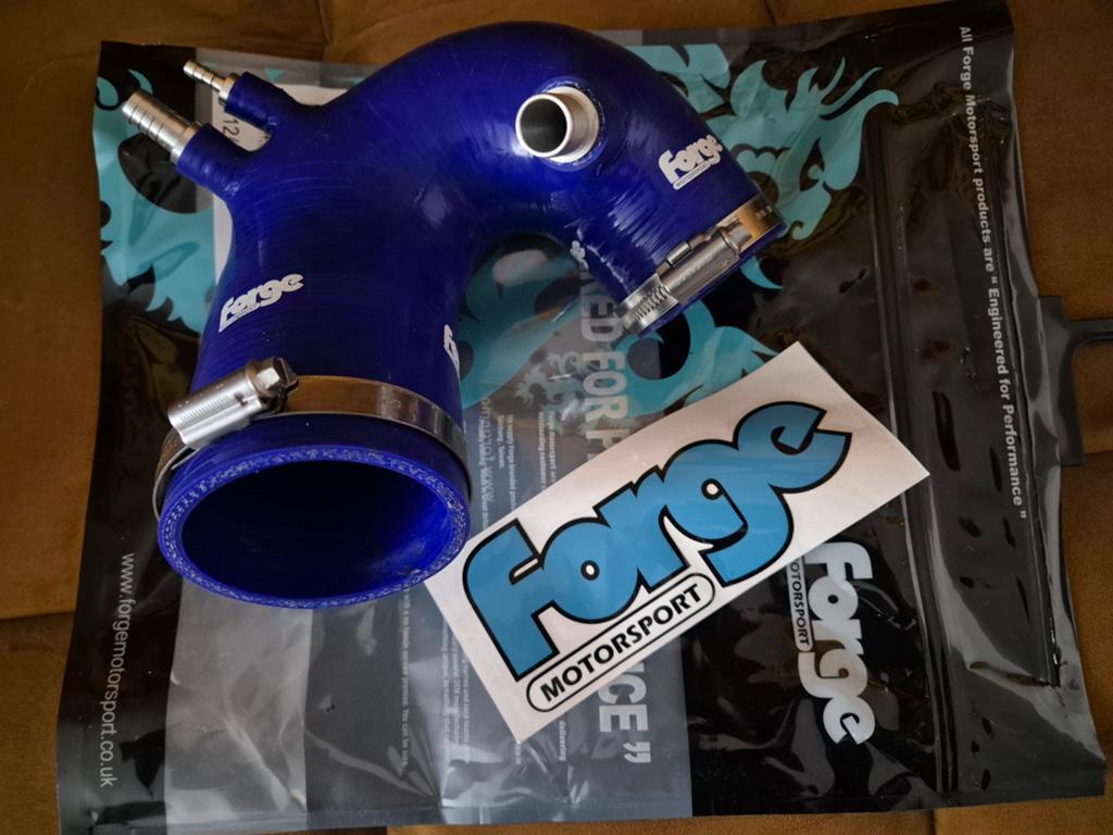 Forge Motorsport luchtinlaat hose voor Abarth 500/595/695, Ophalen of Verzenden, Gebruikt, Fiat