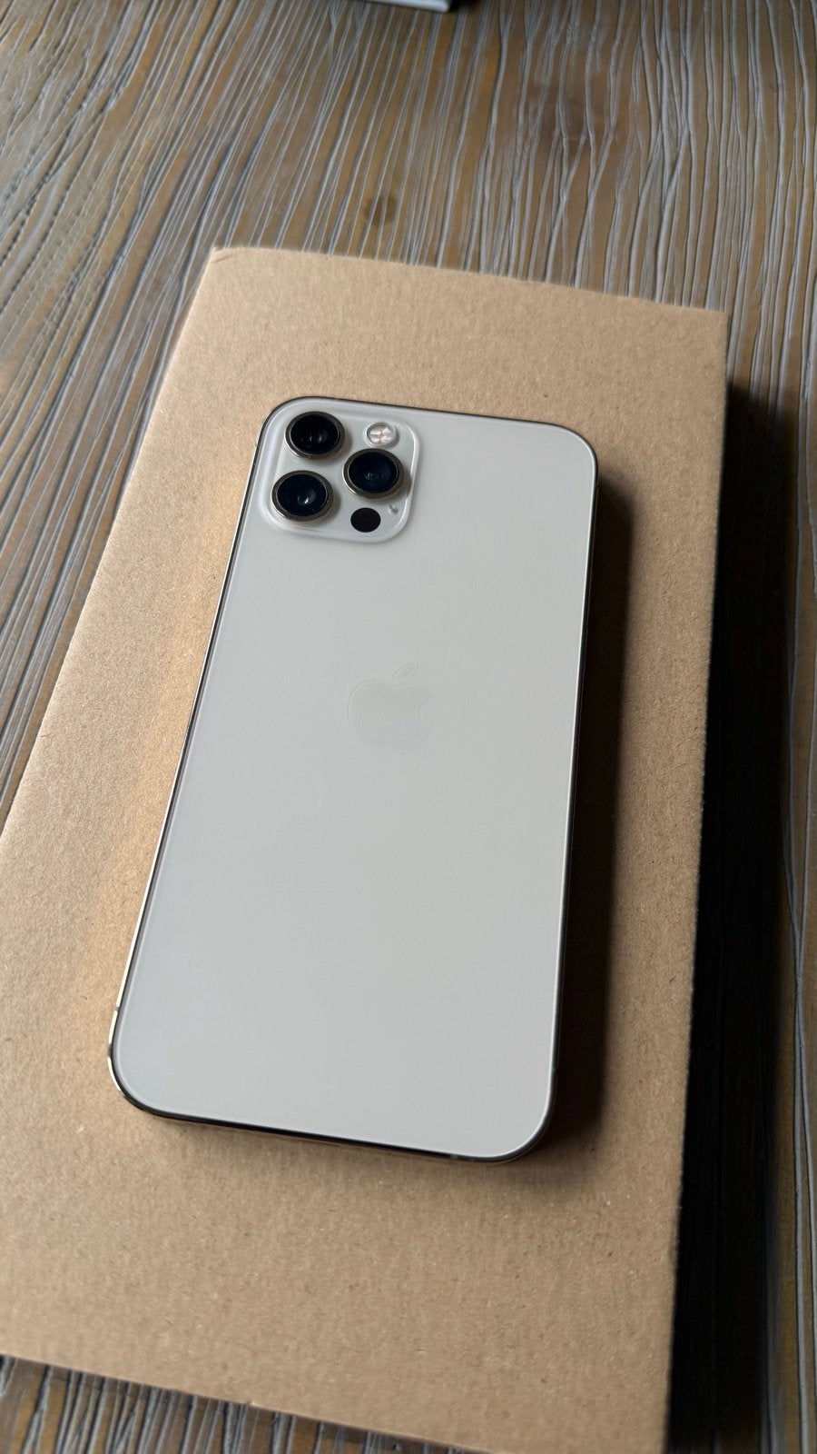 Apple iPhone 12 Pro 128GB Zilver, Telecommunicatie, Mobiele telefoons | Apple iPhone, Ophalen, 77 %, IPhone 12 Pro, Zonder simlock