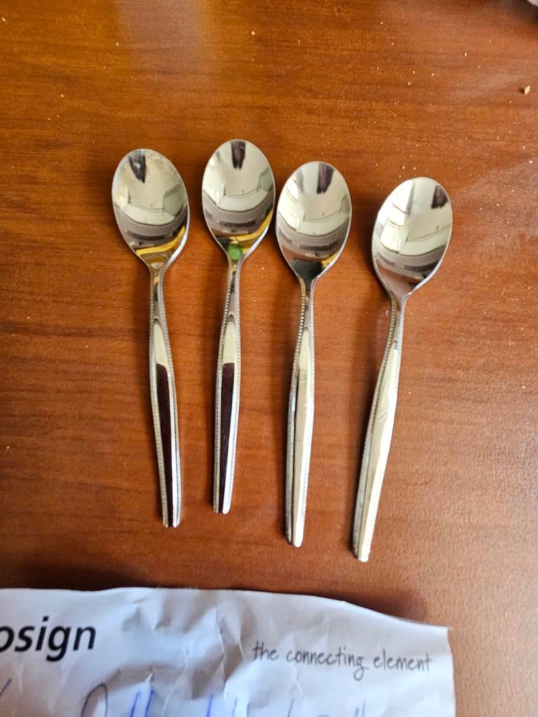 4x Van Nelle 18.8 parelrand koffielepeltjes theelepeltjes, Ophalen of Verzenden, Zo goed als nieuw, Rvs of Chroom, Vaatwasserbestendig