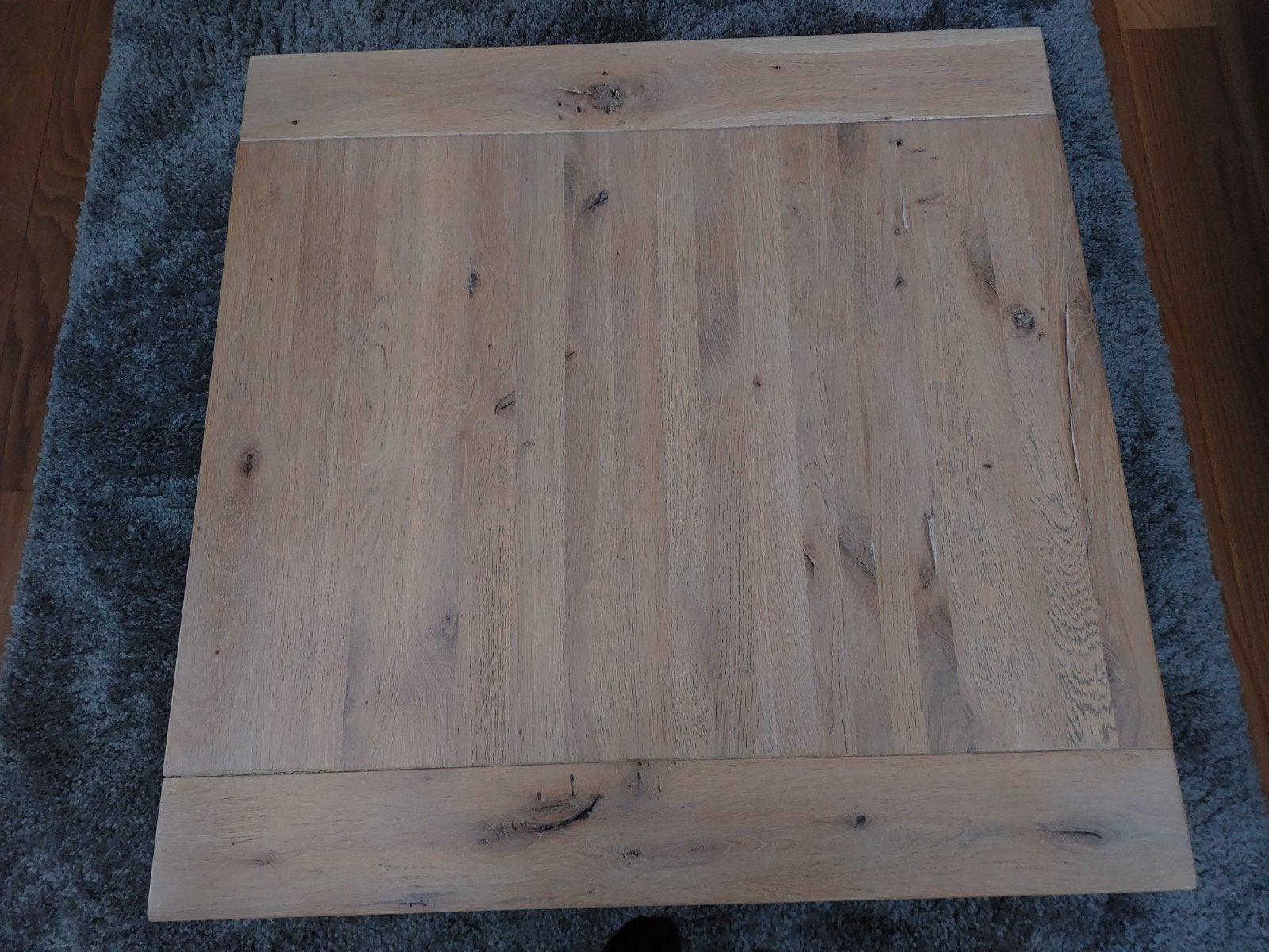 Robuuste eiken salontafel - Zo goed als nieuw, Huis en Inrichting, Ophalen, Modern, Robuust, 50 tot 100 cm, 50 tot 100 cm