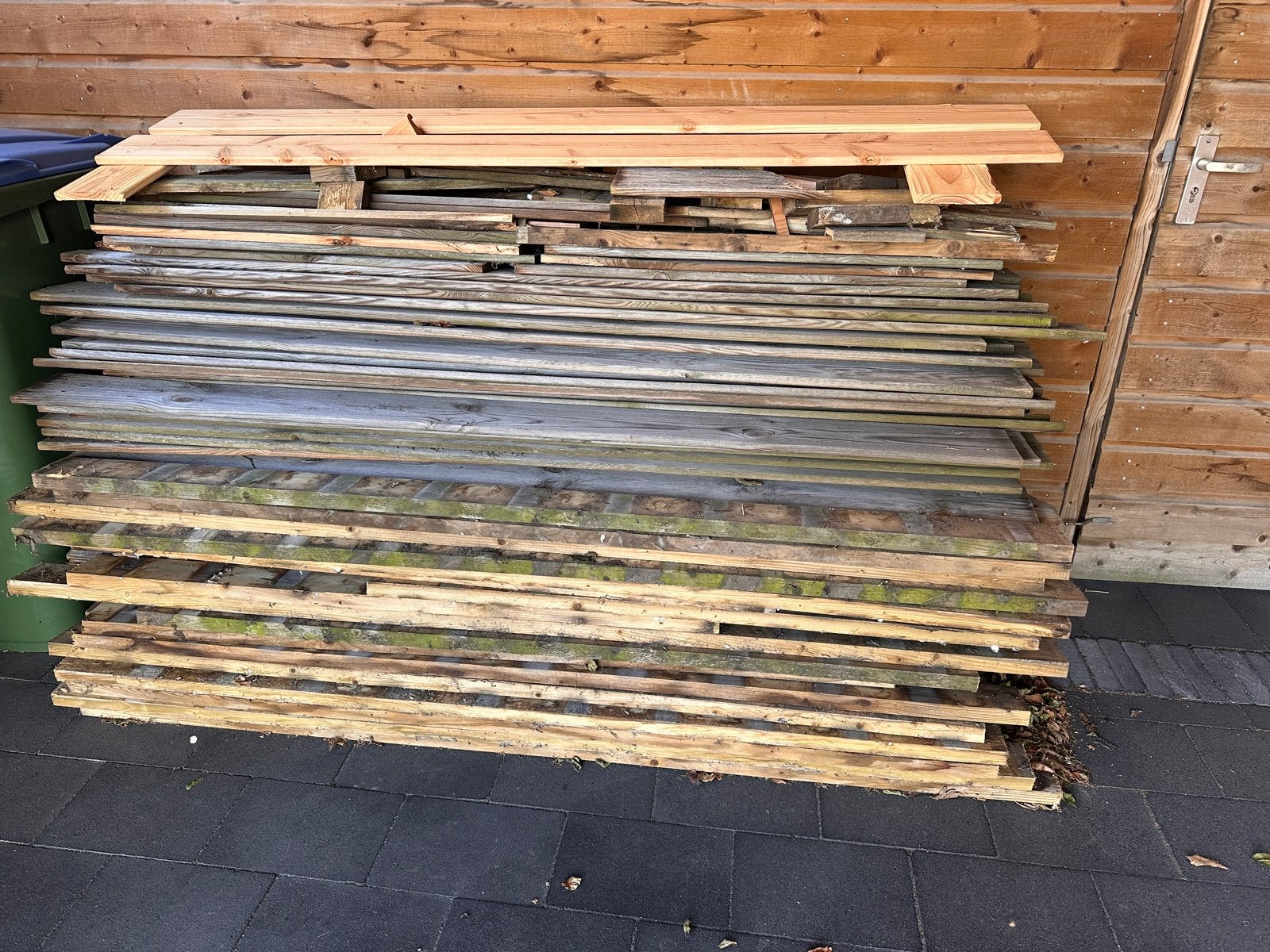 Diverse partij gebruikte houten planken en balken, Gebruikt, Minder dan 25 mm, Overige typen, Ophalen