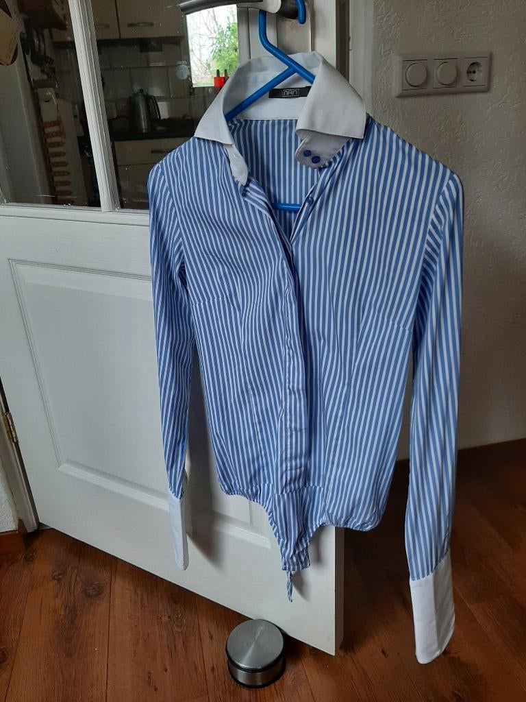 NAN l.blauw/witte bodyblouse 36, Blauw, Ophalen of Verzenden, Zo goed als nieuw, NAN