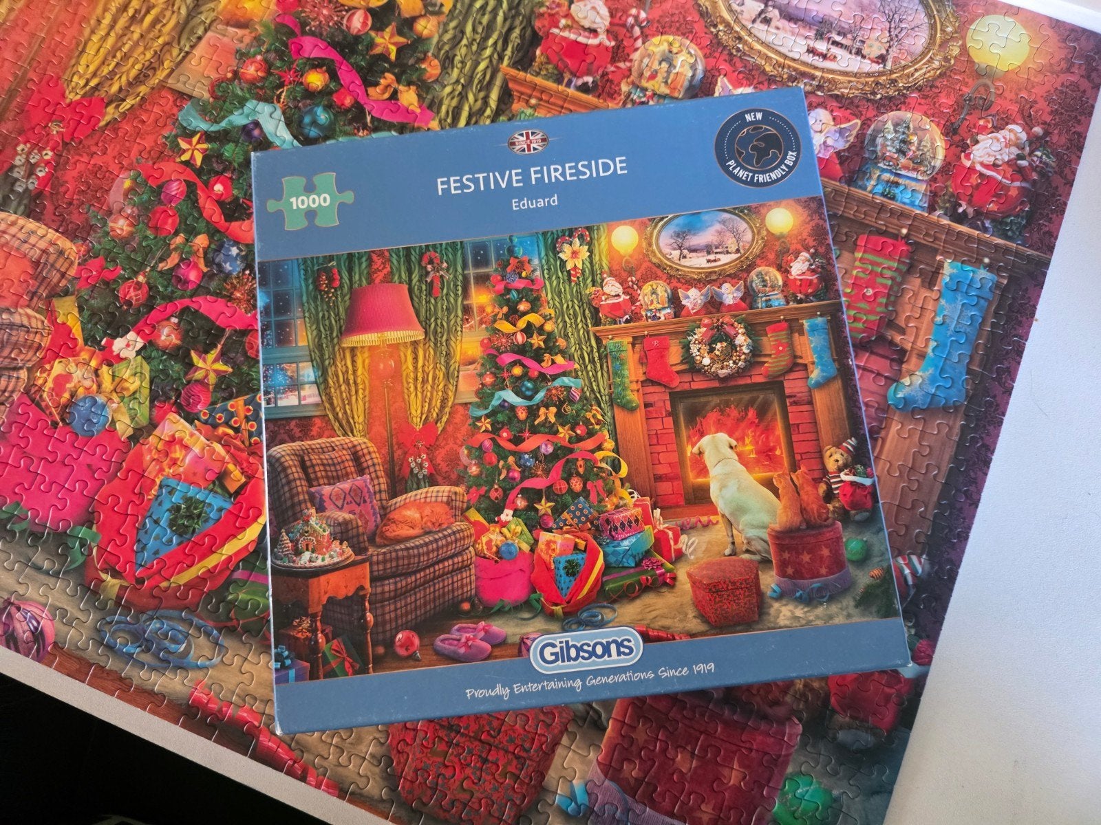 Gibson festival fireside Eduard  kerst puzzel 1000 stukjes, Ophalen of Verzenden, 500 t/m 1500 stukjes, Zo goed als nieuw