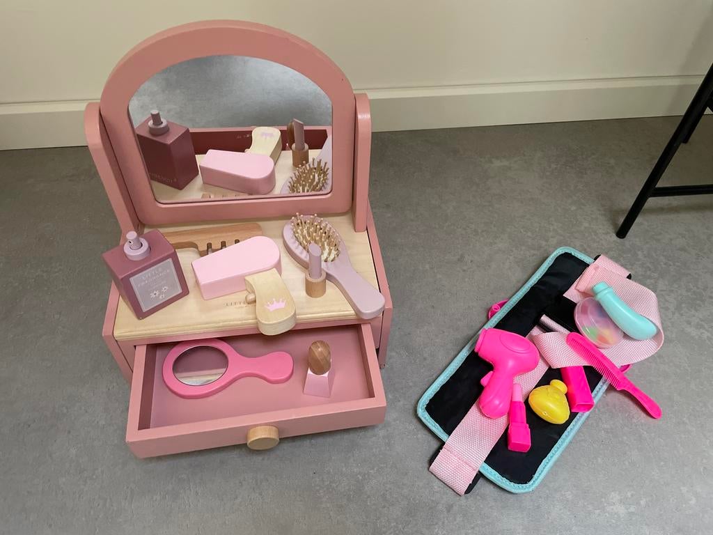 Houten make-up kaptafel met accessoires en kappersset, Kinderen en Baby's, Speelgoed | Houten speelgoed, Ophalen of Verzenden