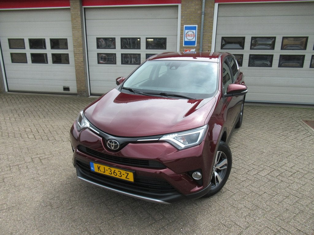 Toyota RAV4 2.0 VVT-i AWD Dynamic Trekgewicht 2000 KG, Auto's, Toyota, 15 km/l, Gebruikt, Euro 6, 4 cilinders