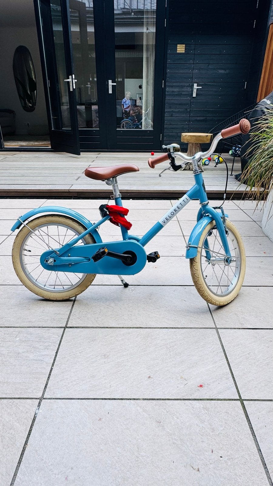 Veloretti Maxi 16 inch kinderfiets - Blauw, Ophalen, Zo goed als nieuw, Terugtraprem, 16 tot 20 inch