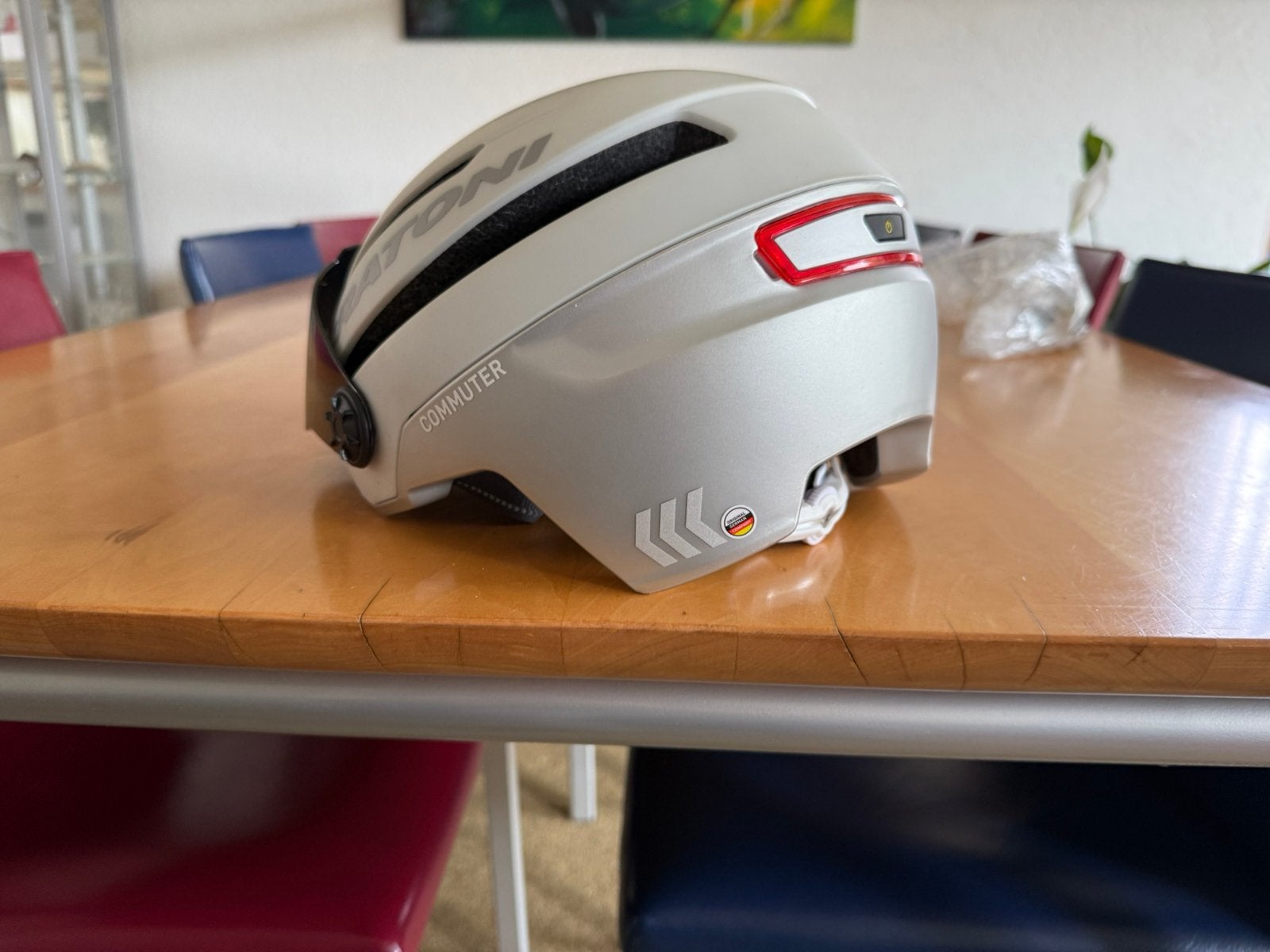 Cratoni fietshelm Wit/zilver maat 54/58, Fietsen en Brommers, Fietsaccessoires | Fietshelmen, Ophalen of Verzenden, Zo goed als nieuw