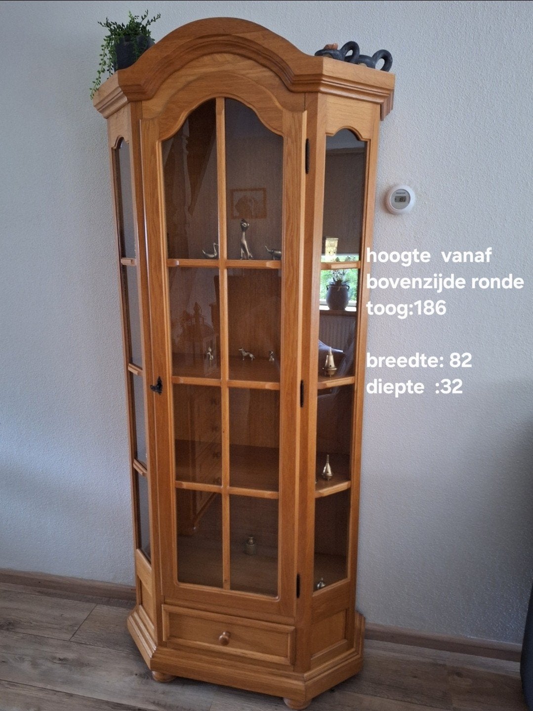Nieuwstaat  blank eiken vitrinekast * BIEDEN*, Huis en Inrichting, Ophalen, 50 tot 100 cm, Zo goed als nieuw, 150 tot 200 cm