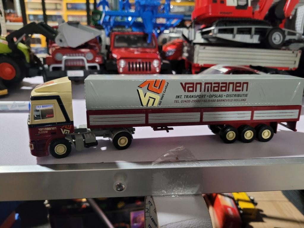 Daf van maanen transport, Hobby en Vrije tijd, Modelauto's | 1:50, Lion, Ophalen of Verzenden, Zo goed als nieuw, Lion