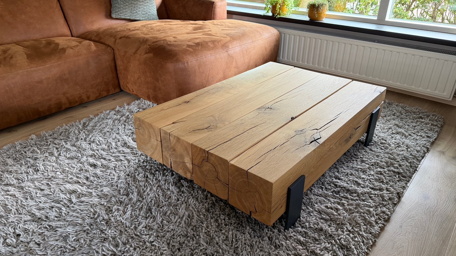 Massief eiken salontafel van balken, Ophalen, Gebruikt, 100 tot 150 cm, Eikenhout