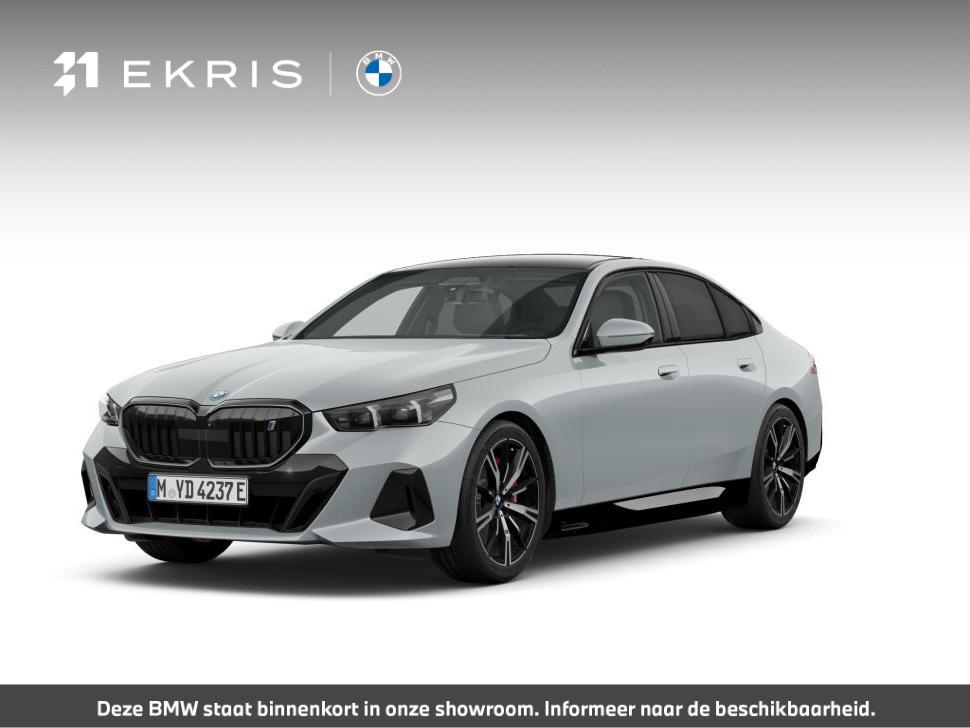 BMW i5 eDrive40 M Sport Edition M Sportpakket Pro | Innovati, Automaat, 2095 kg, Achterwielaandrijving, 510 min