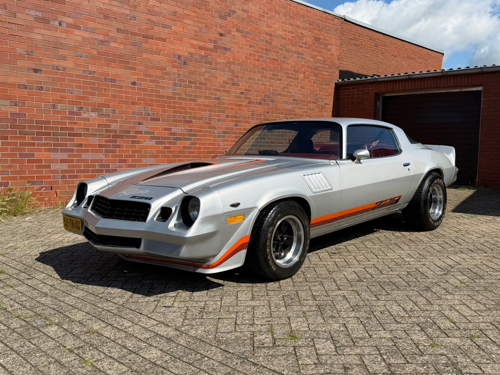 Chevrolet Camaro 5.7 Z28 AUT 1979 Grijs, Automaat, Achterwielaandrijving, 4 stoelen, Metallic lak