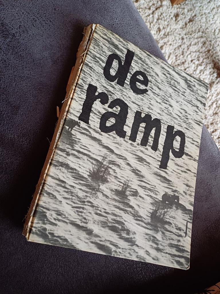 'De ramp', Ophalen of Verzenden, Gelezen