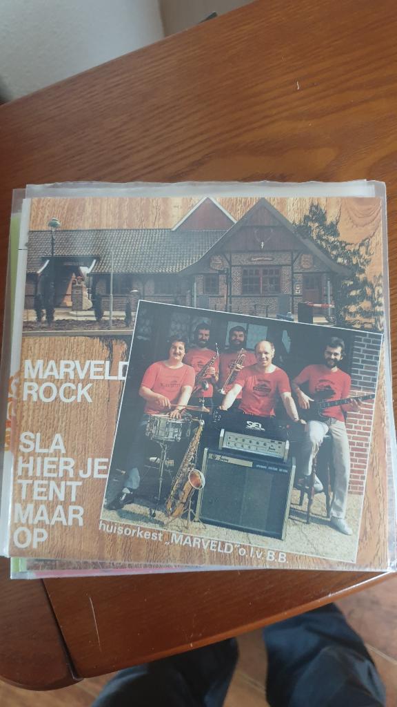 Het Huis orkest  Marveld, Ophalen of Verzenden, Zo goed als nieuw, 7 inch, Levenslied of Smartlap