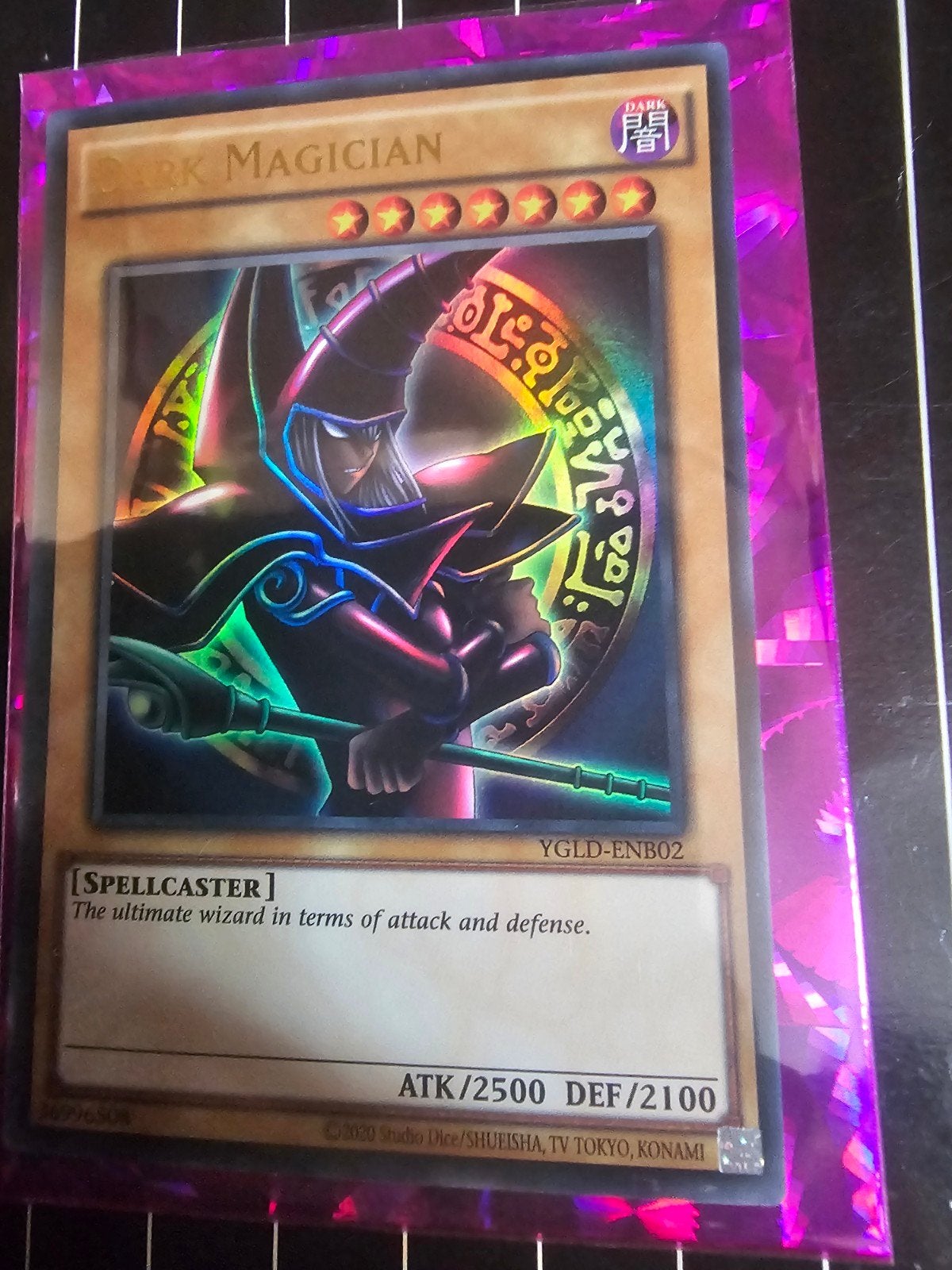 Dark Magician YGLD-ENB02 Yu-Gi-Oh! Kaart (Grading gebruikt), Verzenden, Zo goed als nieuw, Losse kaart, Foil