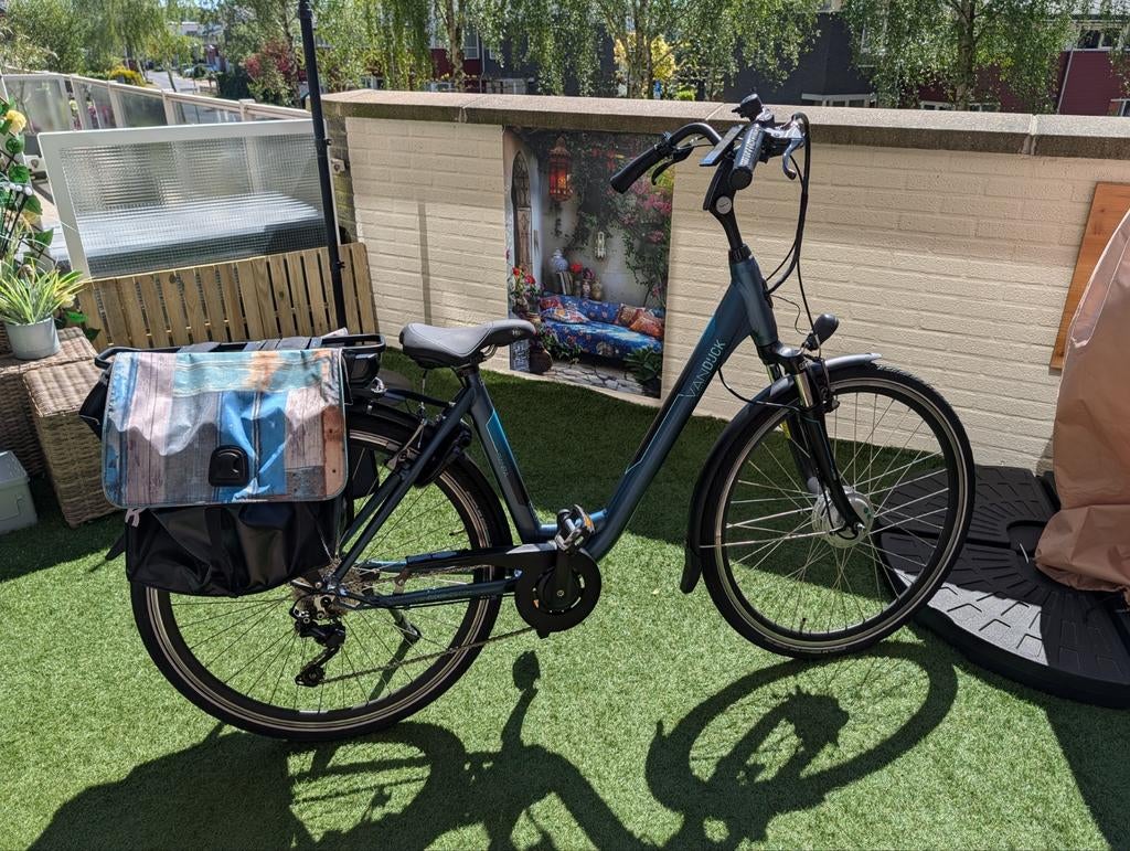 Van Dijck Banda elektrische damesfiets met weinig km, Zo goed als nieuw, 47 tot 51 cm, 50 km per accu of meer, Ophalen