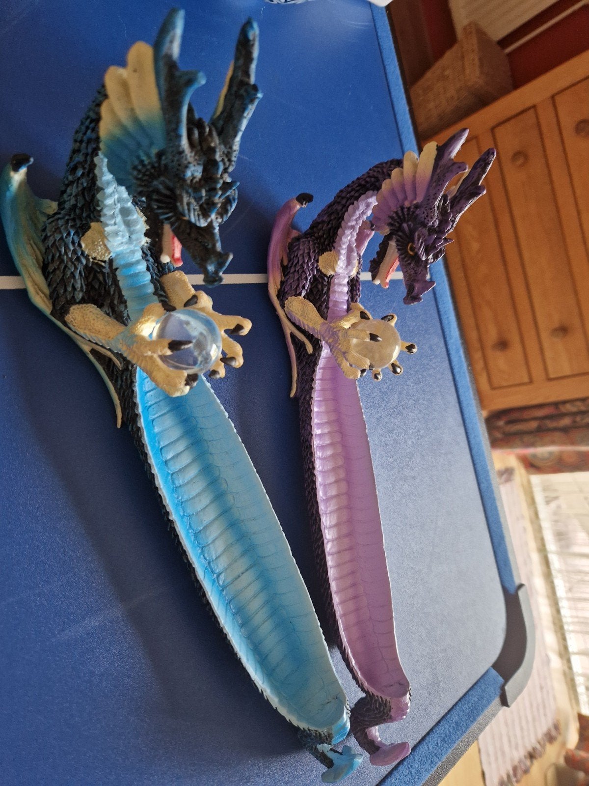 Draak Wierookhouders - Paars & Blauw (30x12x5 cm), Meerkleurig, Overige materialen, Nieuw, Ophalen of Verzenden