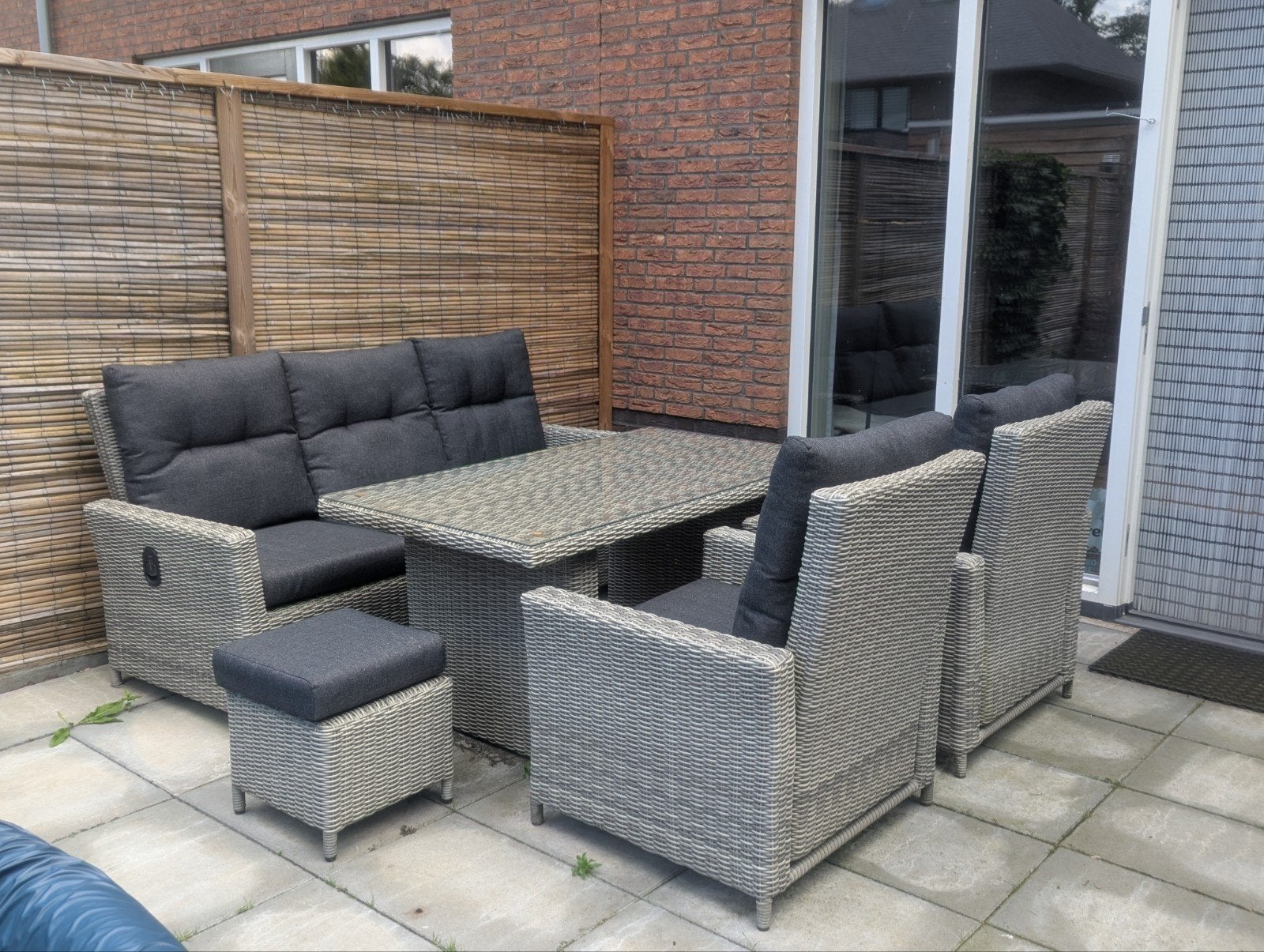 Complete tuinset / tuintafel met bank en stoelen, Ophalen, Zo goed als nieuw, Aluminium, Bank