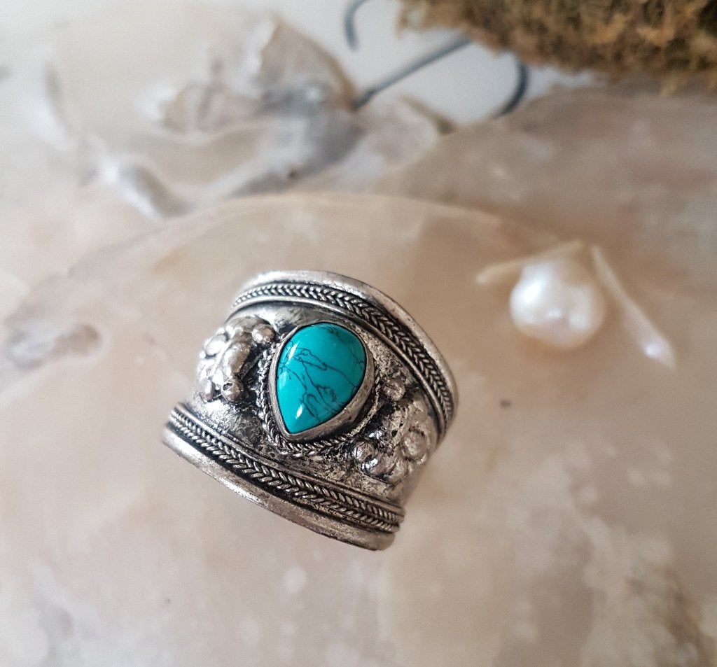 Tibetaanse Ring met Lotus en Turquoise. Wit metaal, Verzenden, 19 tot 20, Nieuw, Dame
